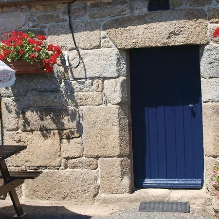 Дом отдыха 2 Bedroom Cozy In Plouaret *